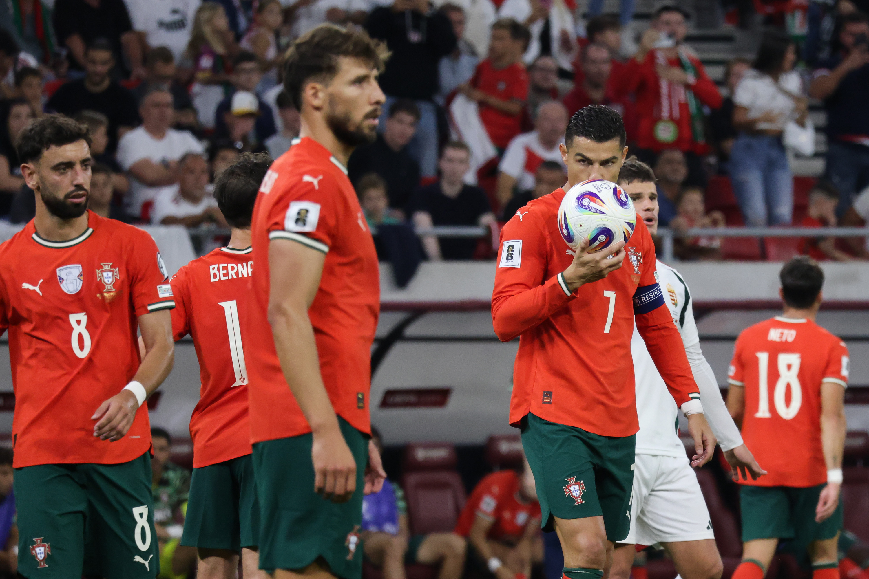 九游娱乐-今晚葡萄牙体育回应争议：社区盾节点到来，信心回归，身体对抗强度拉满的简单介绍