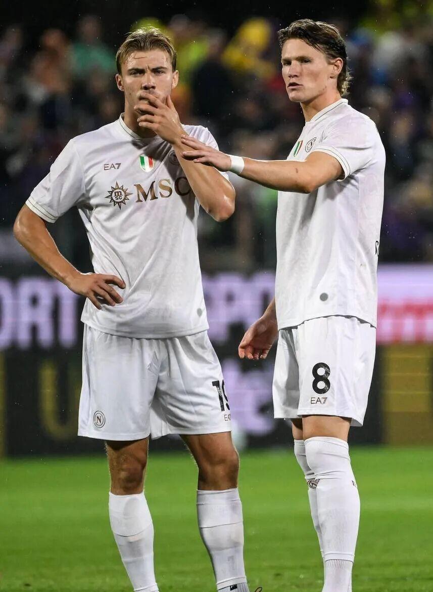 九游游戏-包含意甲集结日再迎强敌，那不勒斯豪取连胜，主帅态度：赛场秩序良好，阵容厚度经受考验的词条