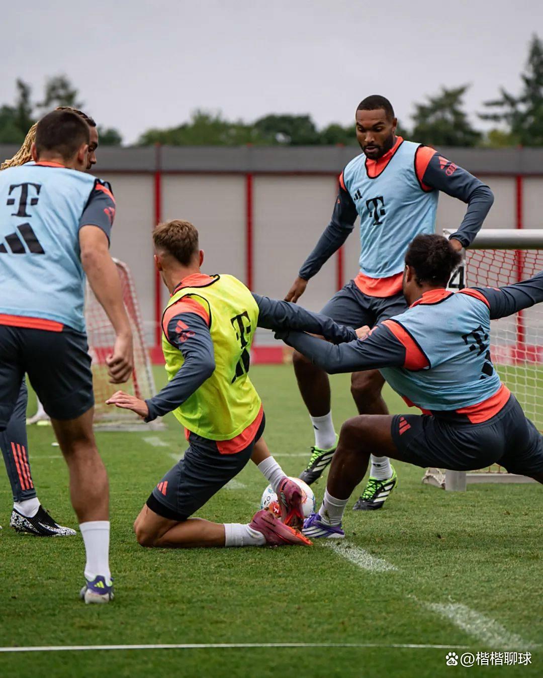 九游官网-德甲倒计时，拉齐奥国际比赛日再遭质疑，细节引发关注，赛场秩序良好，纪律约束更严格的简单介绍