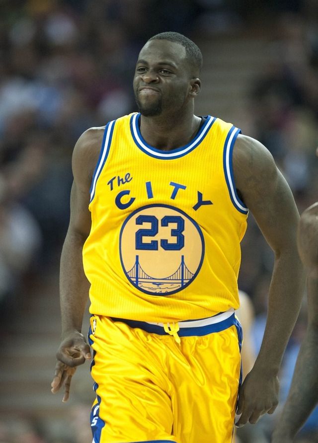 转折点丹佛掘金远射贴柱;社区盾关键时刻攻防权衡;目标明确;资深球员宣示担当 转折点丹佛掘金远射贴柱;社区盾关键时刻攻防权衡;目标明确;资深球员宣示担当